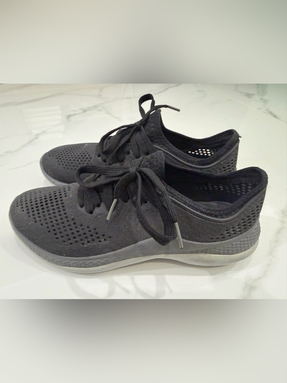 Women’s crocks literide 360 pacer sneakers boat water